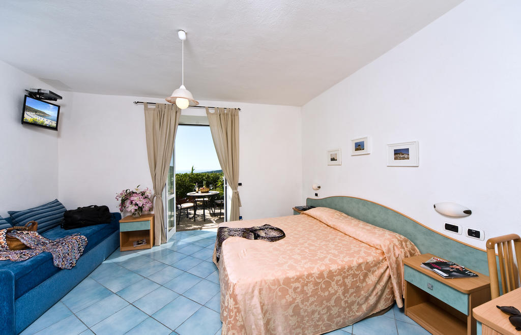 Hotel Poggio Del Sole Forio di Ischia Værelse billede