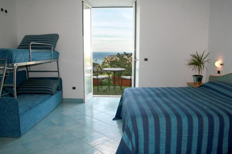 Hotel Poggio Del Sole Forio di Ischia Værelse billede